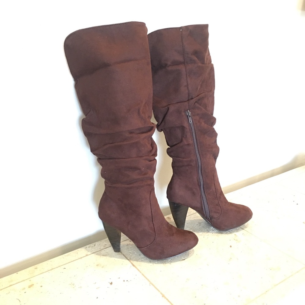 Knee High Brown Boots - Picture 7 of 8